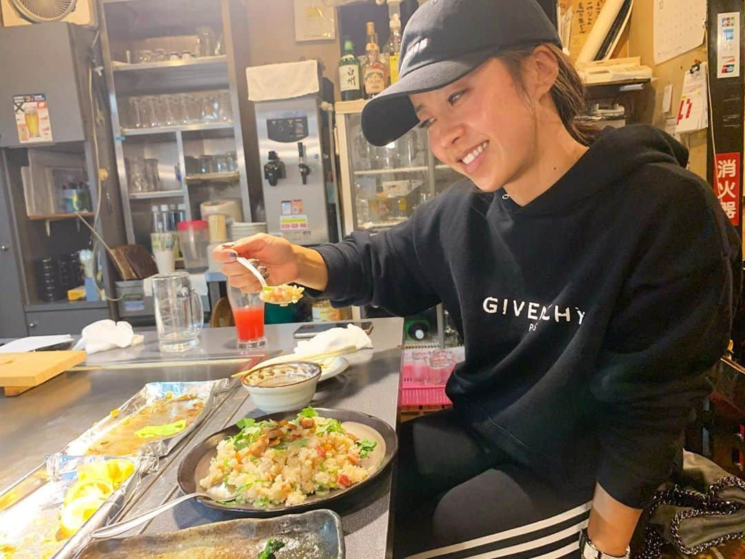 加賀其真美さんのインスタグラム写真 - (加賀其真美Instagram)「美味しい物食べるのめっちゃ幸せ💖💖💖 でも目標達成した時はもっと幸せで楽しくて充実しとるやろーなー😌 幸せいっぱいまんになれるよーにもっともっと努力努力努力🥺⭐️⭐️ 今週も頑張りまっせー！！ 皆さんも一緒に頑張ろっ👊🧡👊 ． ． ． #広島#鉄板焼き#食事#美味しい食事#幸せ#がんばろう#頑張ろう#ゴルフ#ごるふ女子#目標#目標達成#努力#努力家#ごはん#ご飯#しあわせ#プロゴルファー#女子プロゴルファー#アスリート」11月2日 14時40分 - mami_kagasono