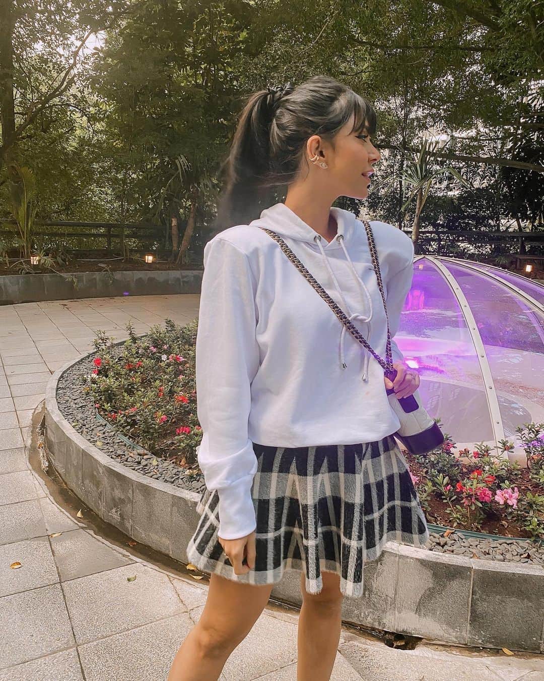 Gabriela Salesのインスタグラム：「Mais um dia de friozinho por aqui 💜 SP」