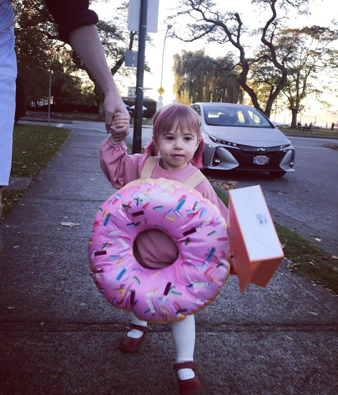 リンジー・フォンセカさんのインスタグラム写真 - (リンジー・フォンセカInstagram)「🍩」11月2日 6時20分 - lyndsyfonseca