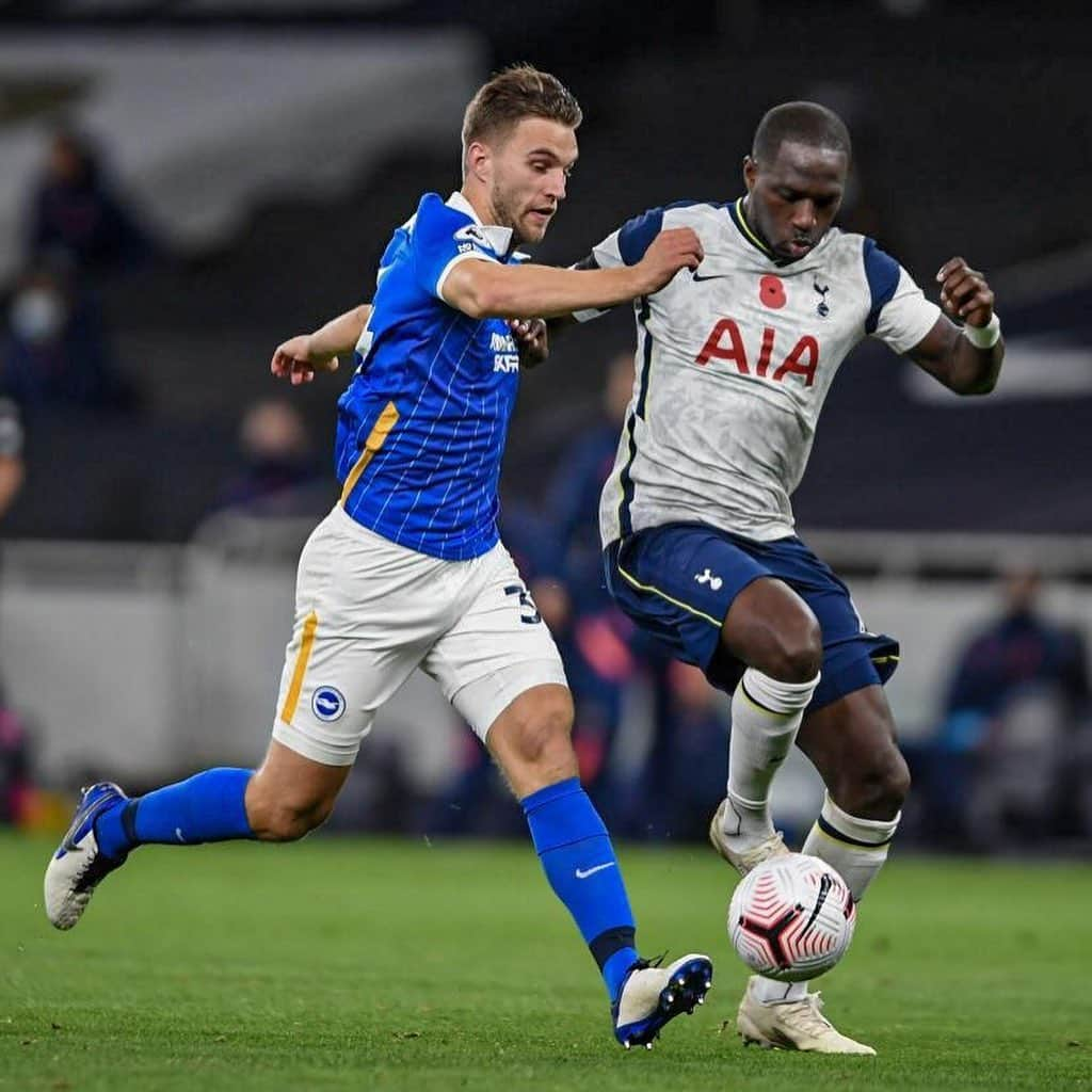 ムサ・シソコさんのインスタグラム写真 - (ムサ・シソコInstagram)「We get 3 points in a tough match against a fighting team. Good job guys 💪🏿👏🏿✅. #TOTBHA #COYS #MS17.」11月2日 6時44分 - moussasissokoofficiel