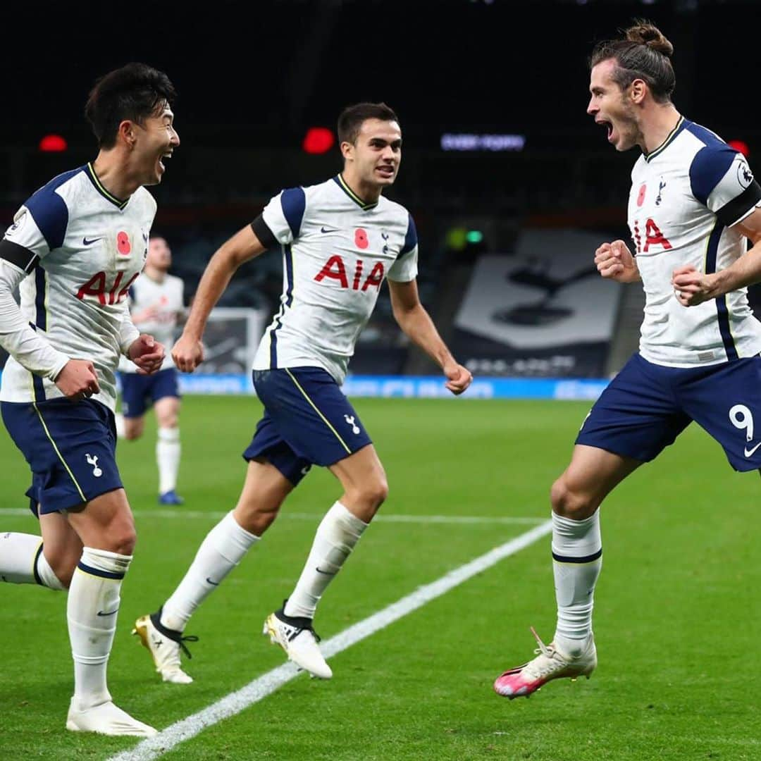 ガレス・ベイルさんのインスタグラム写真 - (ガレス・ベイルInstagram)「+3! Great feeling to score and very happy with the win! ⚽️💪🏼 #COYS」11月2日 6時53分 - garethbale11