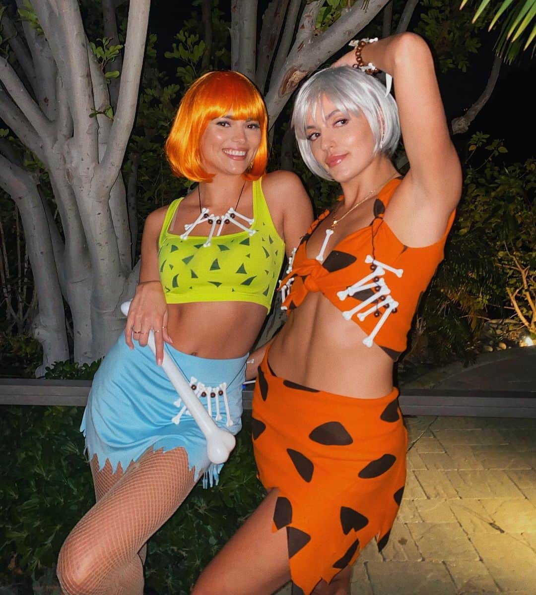 キラ・サントーロのインスタグラム：「Bam bam and pebbles know how to get down」