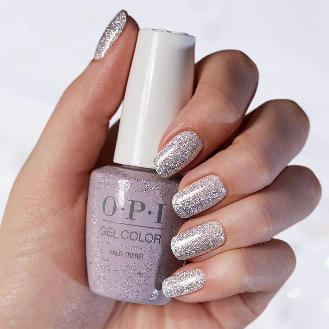 OPIさんのインスタグラム写真 - (OPIInstagram)「#Halo November! ✨ Get excited @opi fam because we just launched six new polishes pumped with glitter. Head to our #linkinbio to explore the shades and be sure to request them from your nail tech at your next mani appointment.   #ColorIsTheAnswer #GlitterNails #GlitterMani #OPIGelColor #GelMani #HolidayMani #NailTrends #HolidayNails #HolidayNailInspo #GelNails #NYENails #NYEMani #NYENailInspo」11月2日 6時50分 - opi