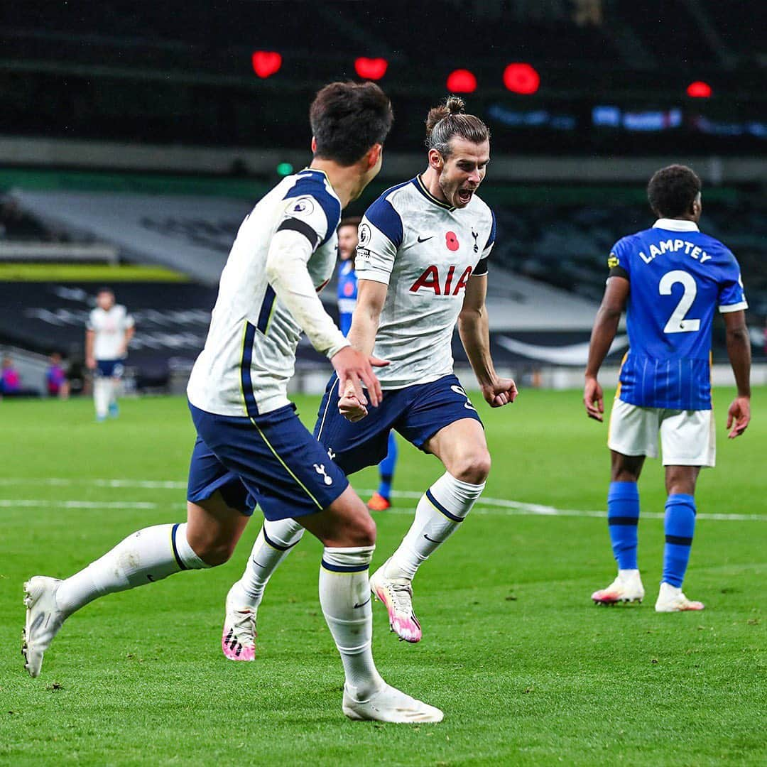 トビー・アルデルヴァイレルトさんのインスタグラム写真 - (トビー・アルデルヴァイレルトInstagram)「An important three points after a battling display. Great to see @garethbale11 off the mark with the winner 👏 My kind of Sunday 💪 #COYS」11月2日 7時15分 - tobyalderweireld