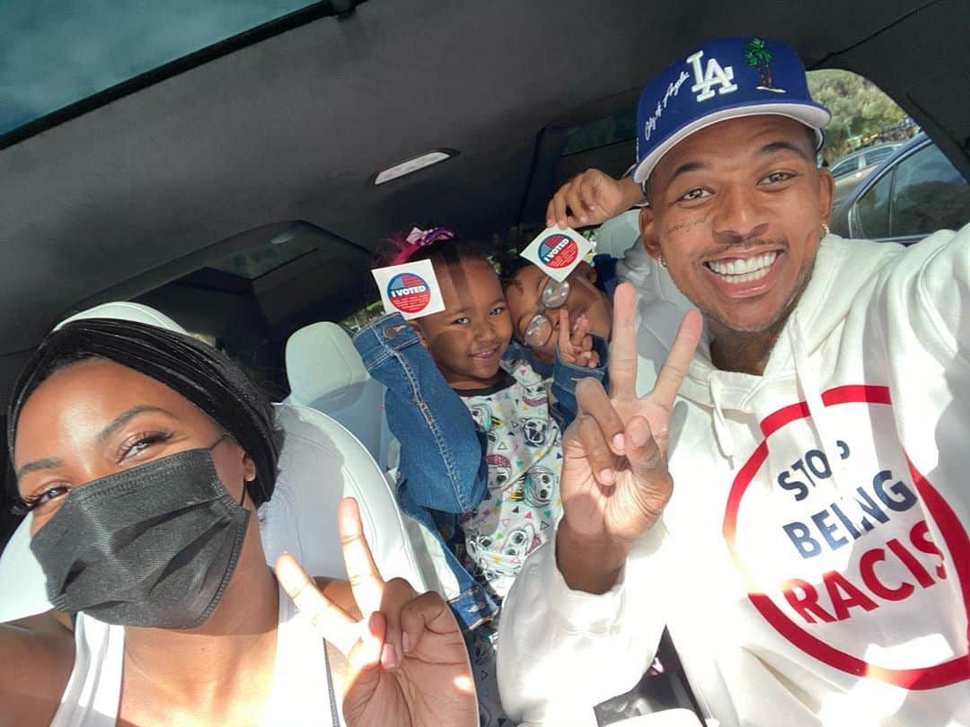 ニック・ヤングのインスタグラム：「We Voted ... get out there and vote it’s the most swaggy thing to do ..... Halloween face Tat lol fake tat lol my first time ever」