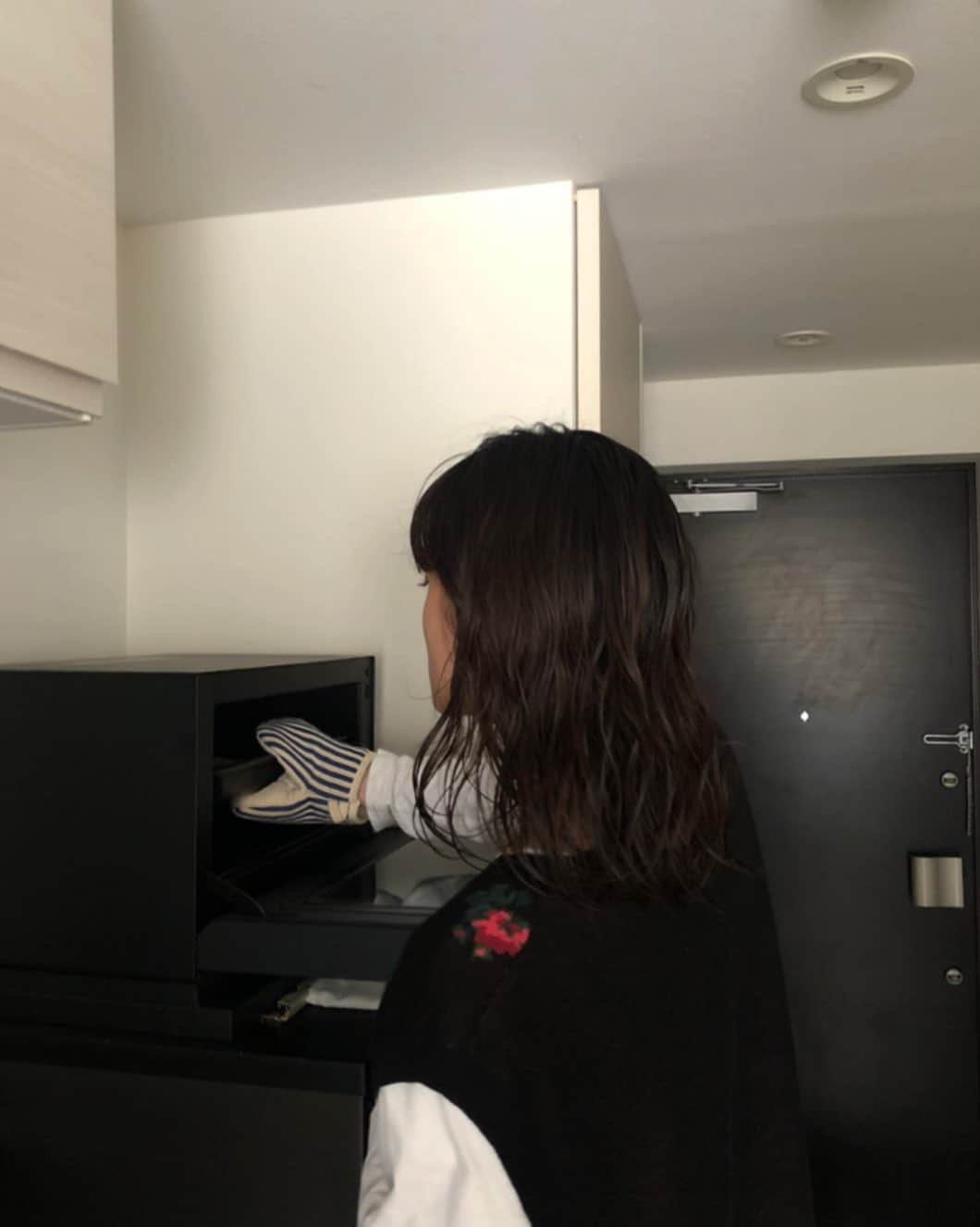 保坂美亜のインスタグラム：「Cooking Mia👩🏻‍🍳」
