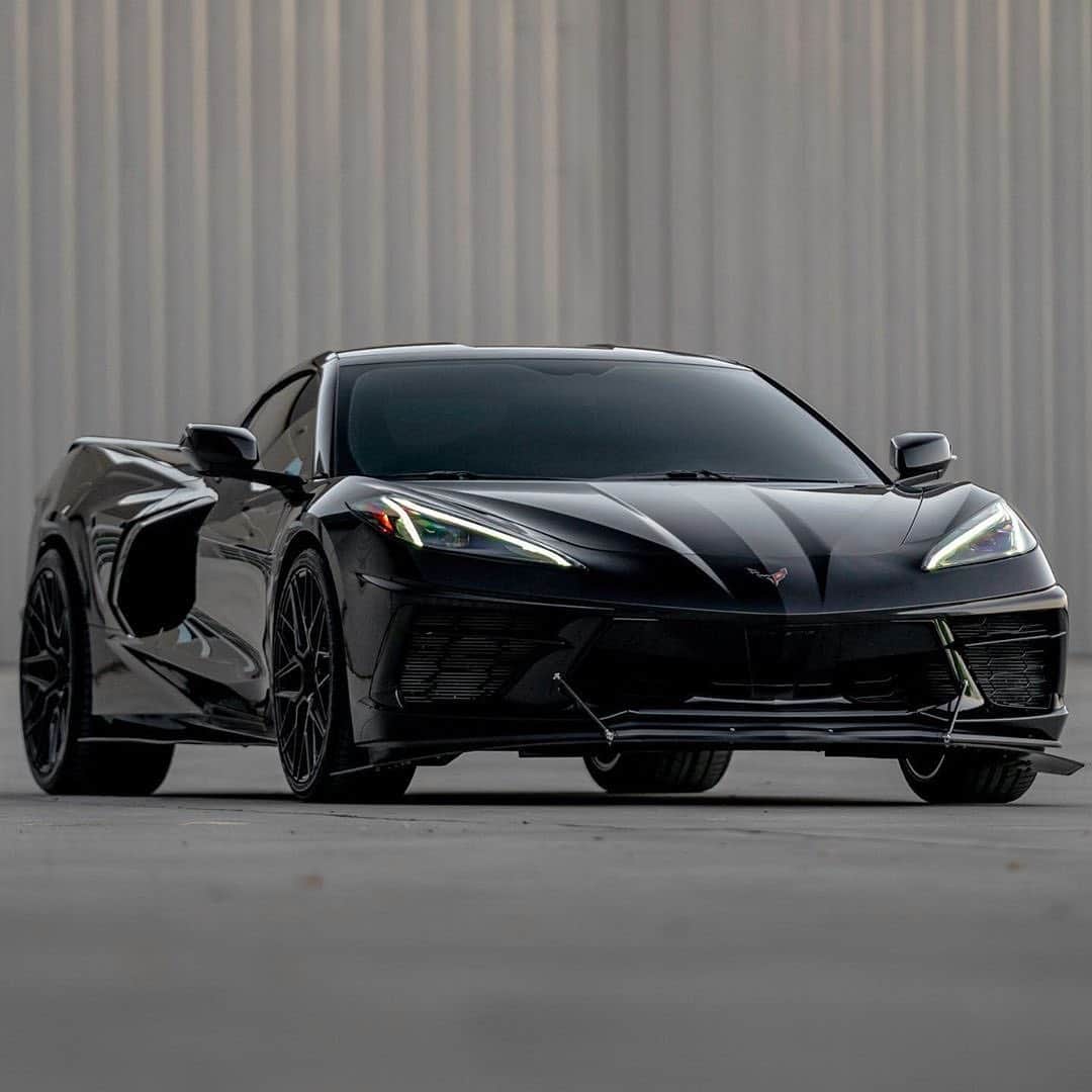 CarsWithoutLimitsさんのインスタグラム写真 - (CarsWithoutLimitsInstagram)「All Black Corvette C8 built by @cb_autosalon @creativebespoke  #carswithoutlimits #corvettec8」11月2日 9時21分 - carswithoutlimits