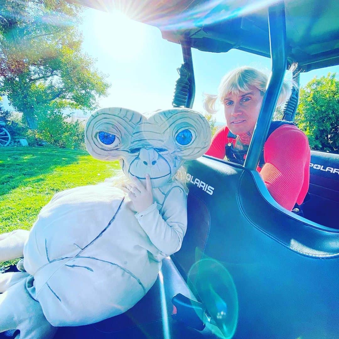 P!nk（ピンク）さんのインスタグラム写真 - (P!nk（ピンク）Instagram)「🎃💛🖤🎃」11月2日 10時06分 - pink