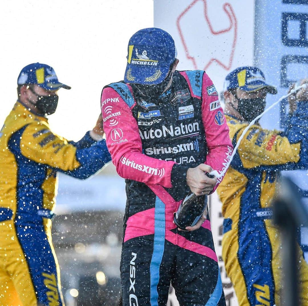 ミシュランさんのインスタグラム写真 - (ミシュランInstagram)「Seeing the winners through the trees. Congrats to Acura, Porsche, Penske and Meyer Shank with their wins in Monterey for the second-to-last @imsa_racing weekend of the year! #IMSA #IMSAMonterey」11月2日 10時19分 - michelinusa