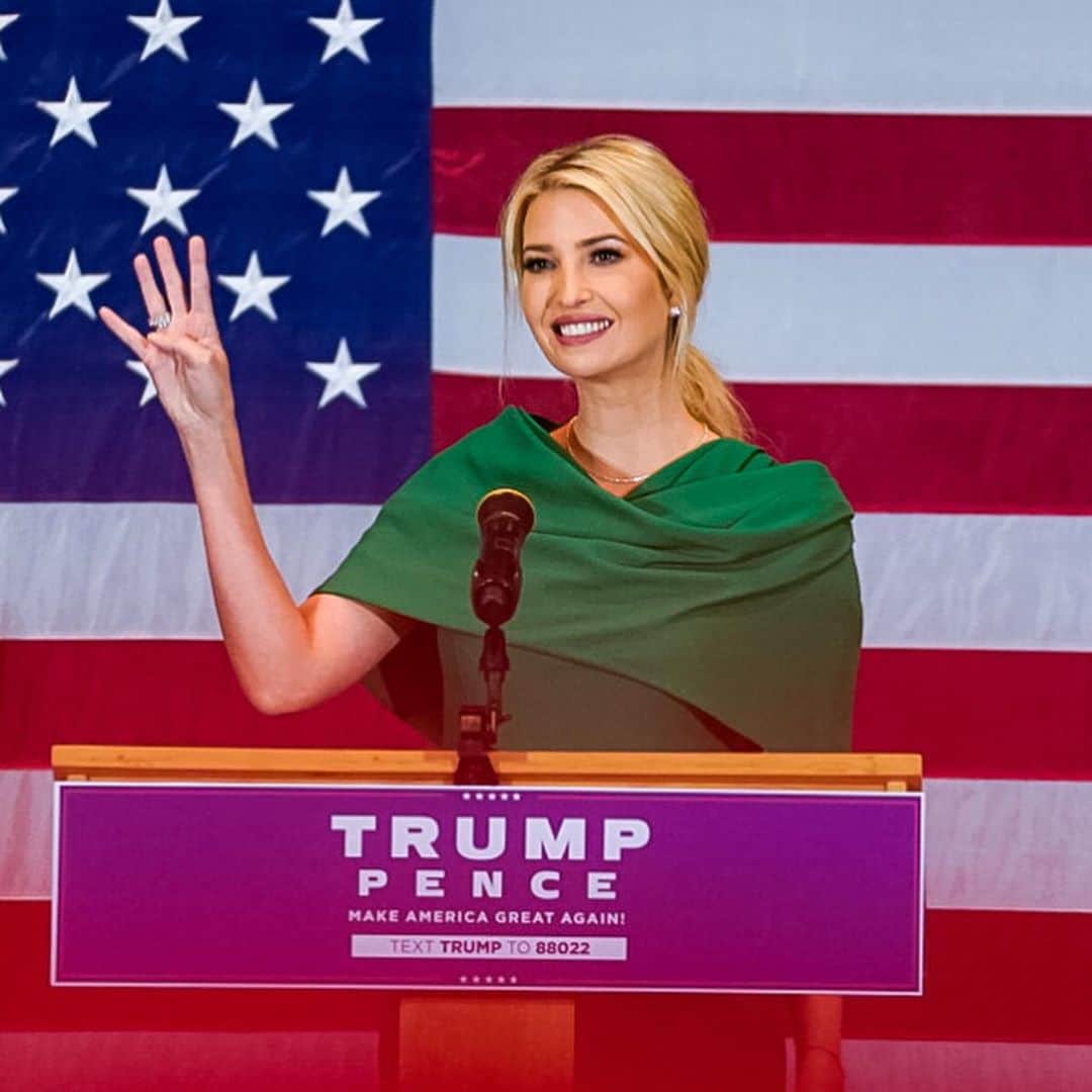 のインスタグラム：「For years we had a President who apologized for America — now we have a President who is standing up for America, and standing up for Wisconsin!  Two days from now we’re going to win Wisconsin and four more years for @realdonaldtrump ! 🇺🇸🇺🇸🇺🇸」