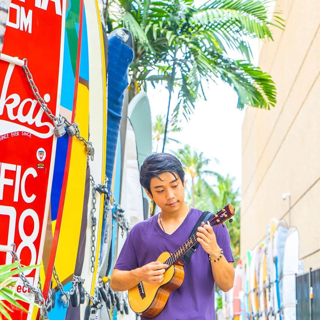 Eden Kaiのインスタグラム：「Keep moving forward. Things will get better🌴 前進し続けましょう。 物事が好転する事を信じています✨🙏 📸: @hawaiisecrettours」