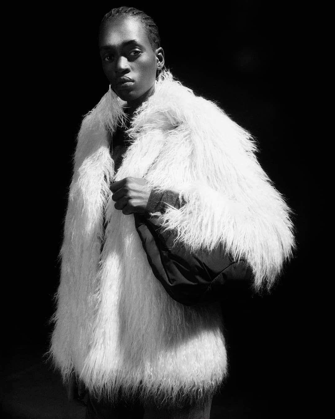 ラグ&ボーンのインスタグラム：「If you’re going to be dramatic about the cold, you might as well do it in this ultra fuzzy, reversible, extra oversized, just long enough faux fur coat in ecru.」