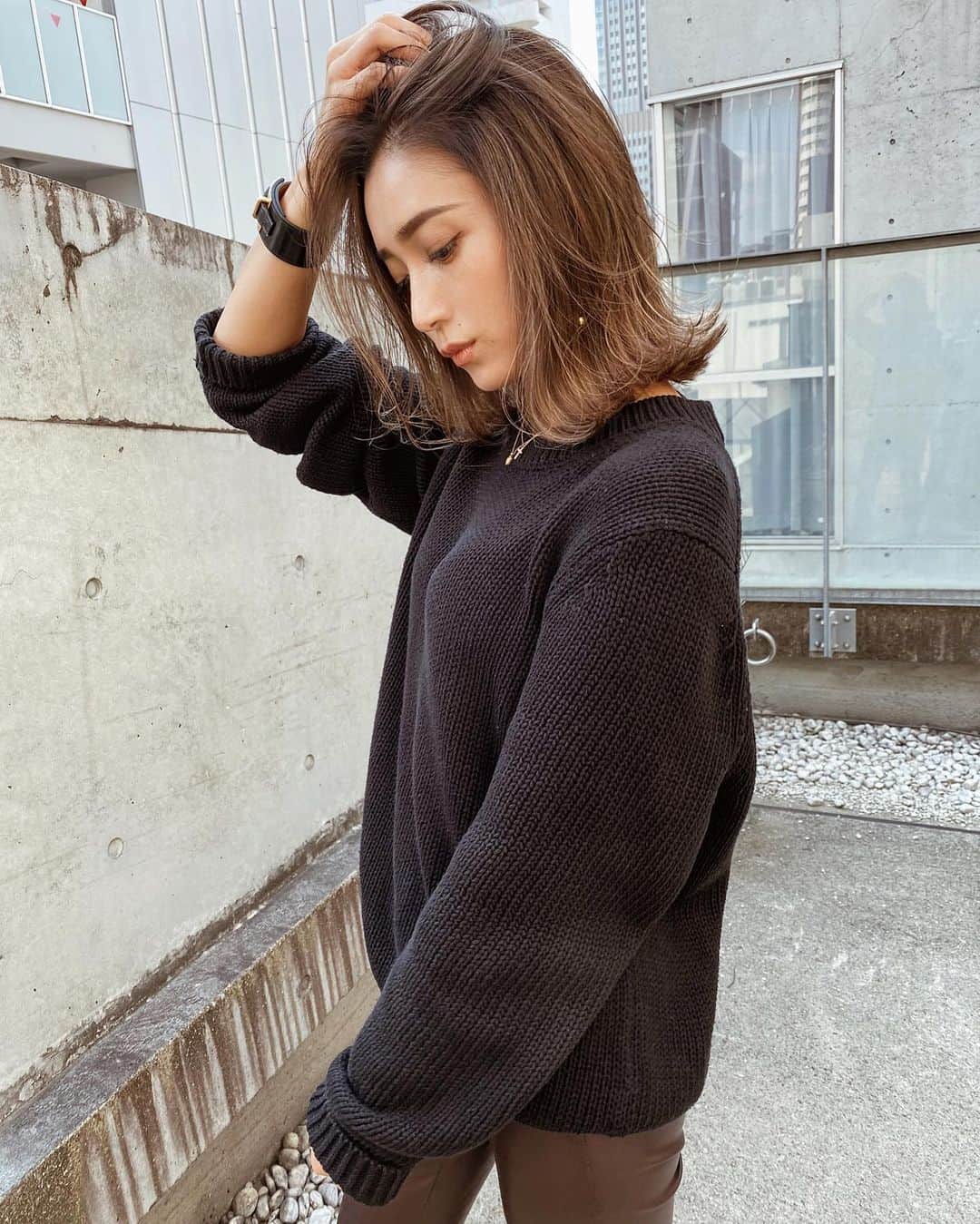 のインスタグラム：「highlight ➕　>>swipe!! @careumeda  @wa_ac  ・ ハイライトを細かく足してニュアンスcolorに。 これからまた徐々に明るくしていきたい〜🔥👏🏼  #instagood#instaootd#ootd#trend#model#japanesemodel#kawaii#girl#mama#instafashion#拍照#可爱#今天的衣服#时尚#패션#귀엽다#일본인#촬영#ママリ#ママコーデ#フォローミー#かわいい#igers#likeforlike#followme#styleinspo#instastyle#hair#hairstyle#グラデーション」