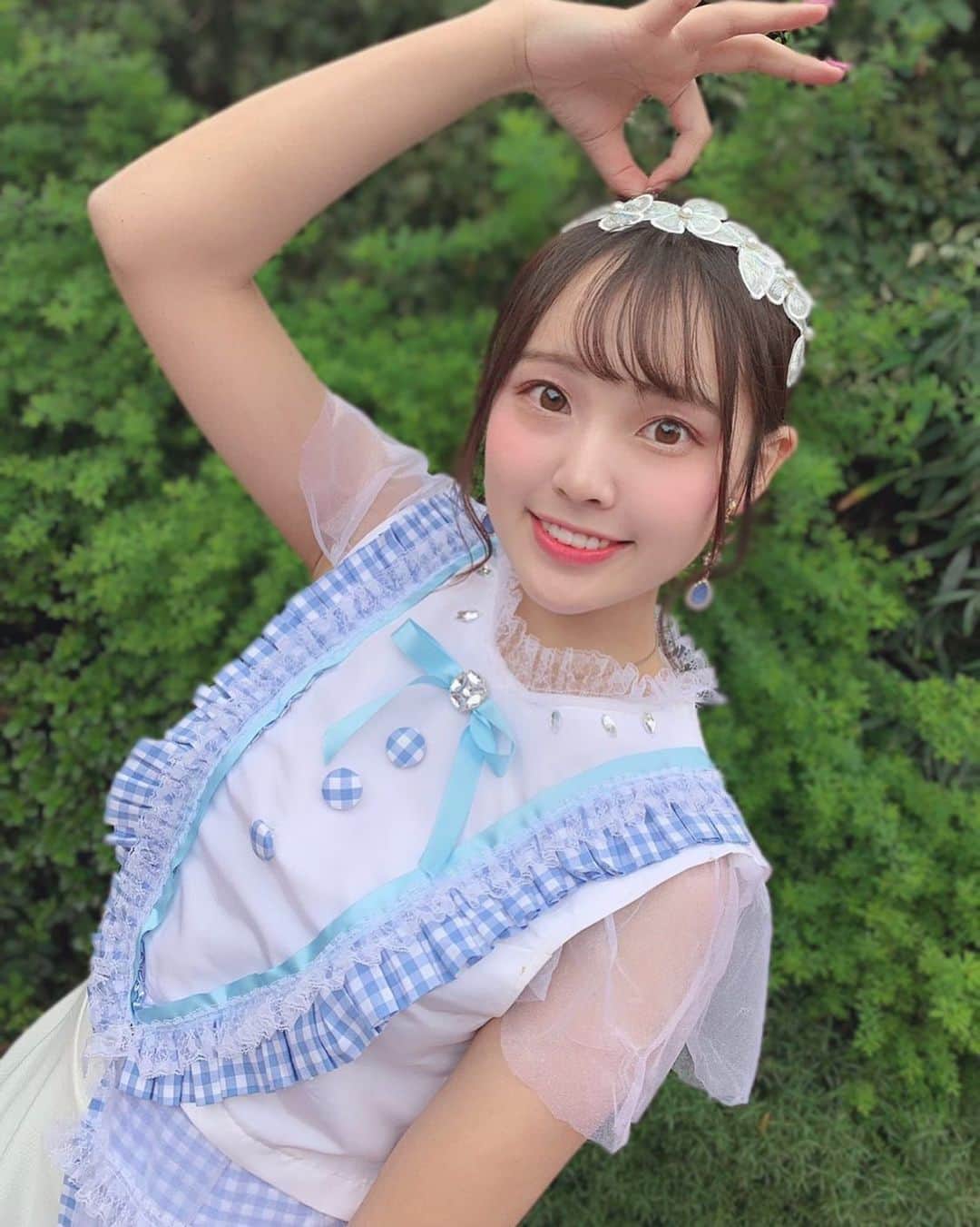 梨沙のインスタグラム：「. 三田祭×東京タワー企画🗼♡ 47の素敵な街へ/AKB48 team8 . #三田祭 #東京タワー #コピーダンス」