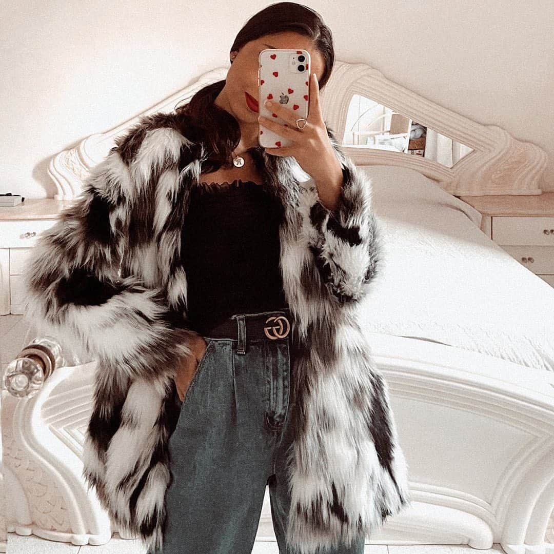 SHEINさんのインスタグラム写真 - (SHEINInstagram)「Are you faux (fur) real? 🌟  @rosiirusso  Shop Item #: 319299  #SHEINgals #SHEINstyle #falltrends #furry」11月3日 0時00分 - sheinofficial