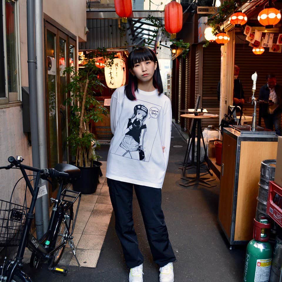 江口寿史さんのインスタグラム写真 - (江口寿史Instagram)「Village Vanguard ×STOP!!HIBARIKUN!  Collaborated Long sleeve T-shirt in KICHIJOJI. Model @yzkyun   Now available for sale at Village Vanguard Online Store 10/30(FRI)18:00〜11/8(SUN)23:59  https://www.village-v.co.jp/news/item/7652」11月2日 15時33分 - eguchiworks