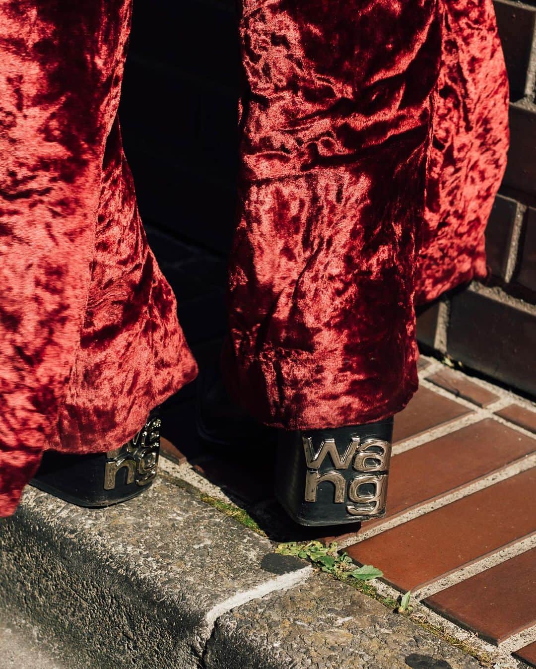 Fashionsnap.comさんのインスタグラム写真 - (Fashionsnap.comInstagram)「【スナップ】 Name 佐野ちゃん Shirt #used Pants #DELADA Bag #DIOR Shoes #alexanderwang  Photo by @kaho_kikuchi」11月2日 15時43分 - fashionsnapcom