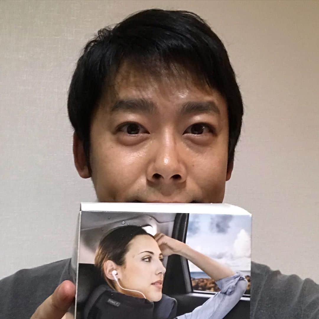菅広文さんのインスタグラム写真 - (菅広文Instagram)「マネージャーとチーフマネージャーに誕生日プレゼントをいただきました。 むっちゃ嬉しい😆 #細田くん #高橋さん #ファンの方のプレゼントも受け取りました。 #皆さんありがとうございます😊」11月2日 16時39分 - sugahirohumi