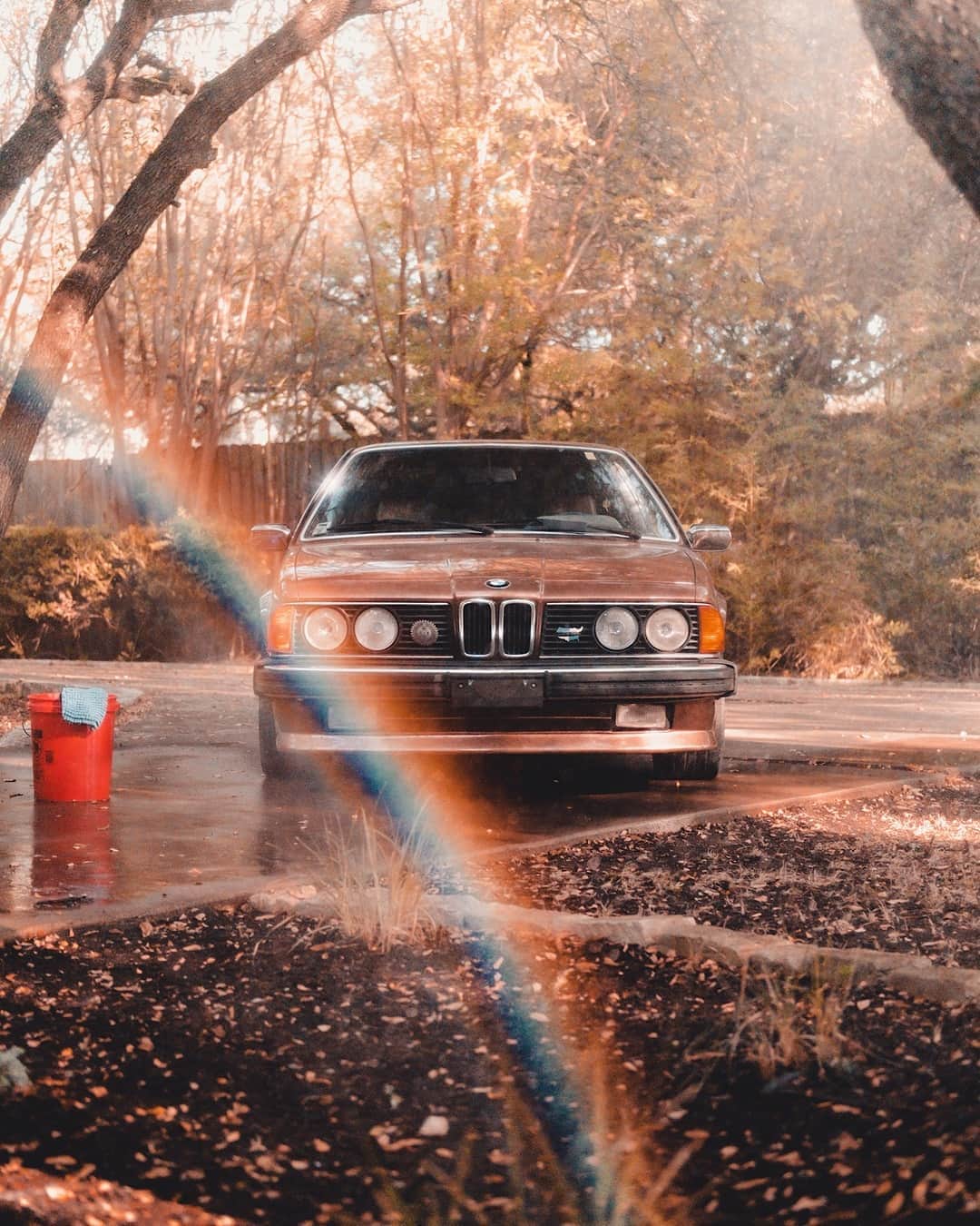 BMWさんのインスタグラム写真 - (BMWInstagram)「Feeling cute, but won't delete it later. The first-generation of the BMW 6 Series. #BMW #6Series #BMWClassic #BMWrepost @_streetheart」11月2日 18時00分 - bmw