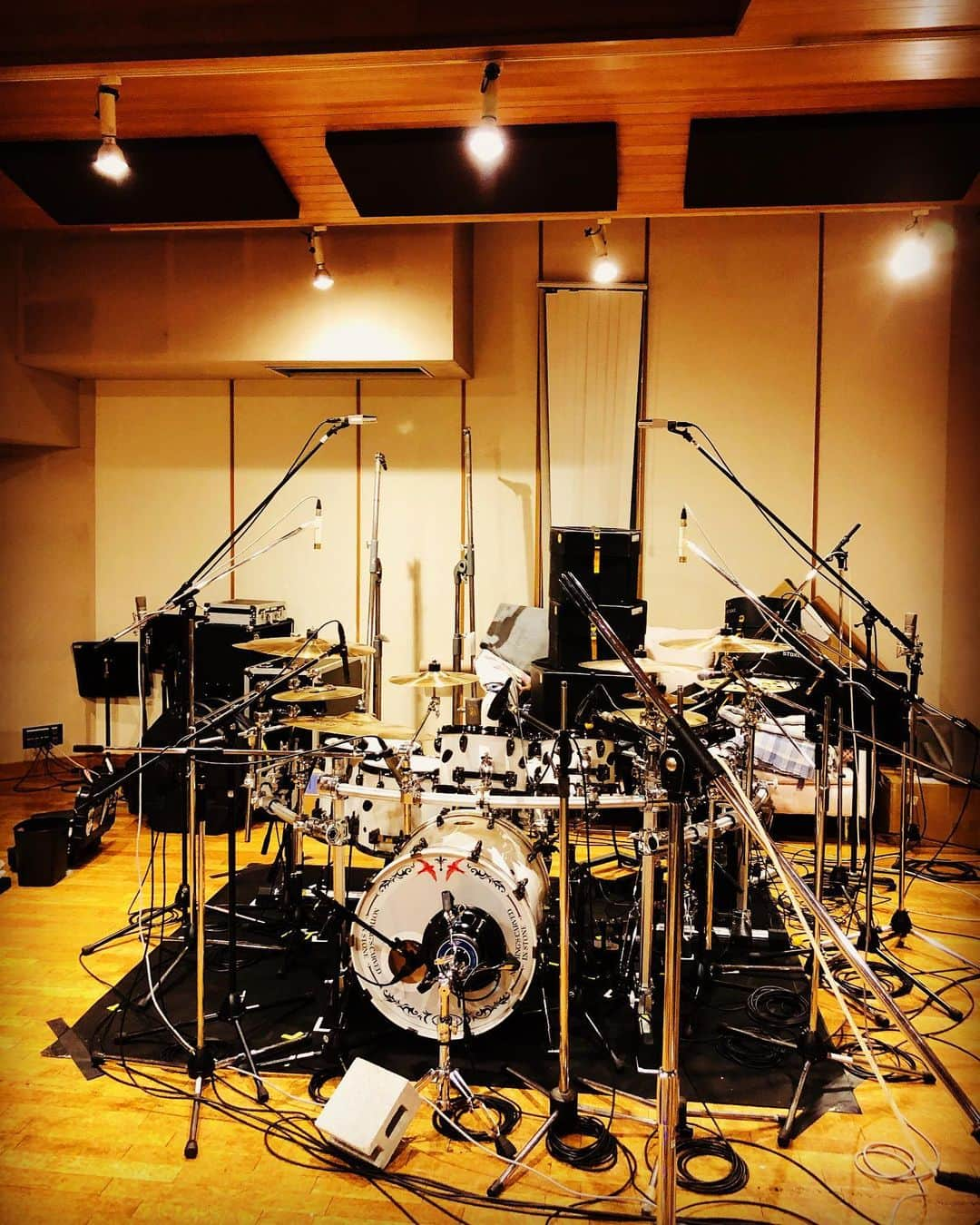 大喜多崇規さんのインスタグラム写真 - (大喜多崇規Instagram)「studio 。 @sakaedrumsofficial  #paistecymbals  #lernisticks」11月2日 18時02分 - oniy02