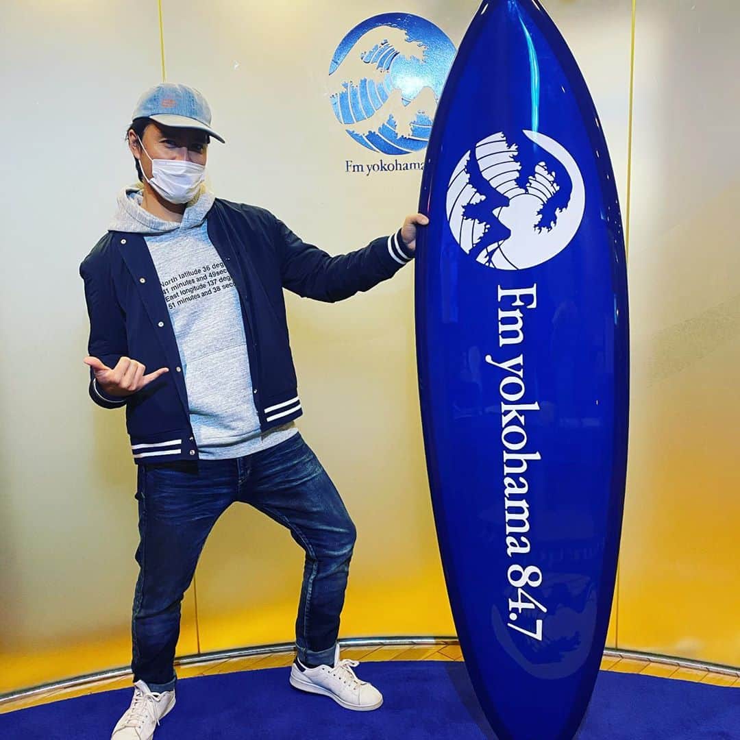 ISEKIのインスタグラム：「#FMヨコハマ #tresen #聴いてくれて #ありがとう」