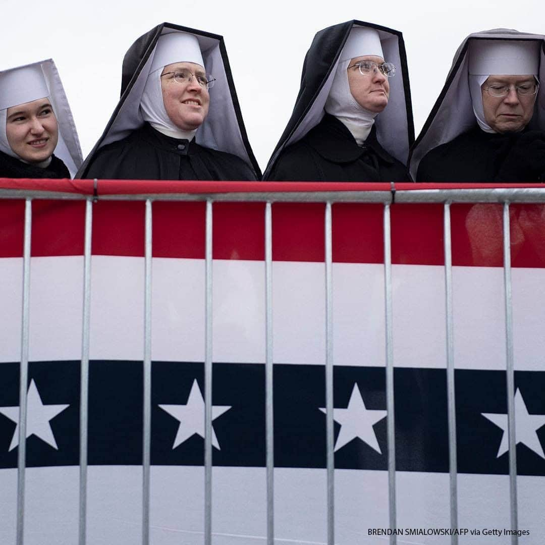 ABC Newsさんのインスタグラム写真 - (ABC NewsInstagram)「Little Sisters of the Poor wait for President Donald Trump to speak during a "Make America Great Again" rally at Total Sports Park on November 1, 2020, in Washington, Michigan. #election2020 #trumprally」11月2日 18時15分 - abcnews