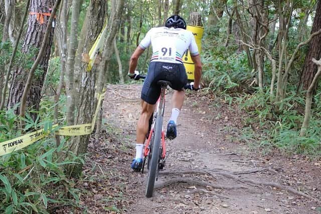 山本幸平さんのインスタグラム写真 - (山本幸平Instagram)「cjユブネMTB国際レース写真:伊藤さん　#dreamseekermtbracingteam」11月2日 18時33分 - kohey55