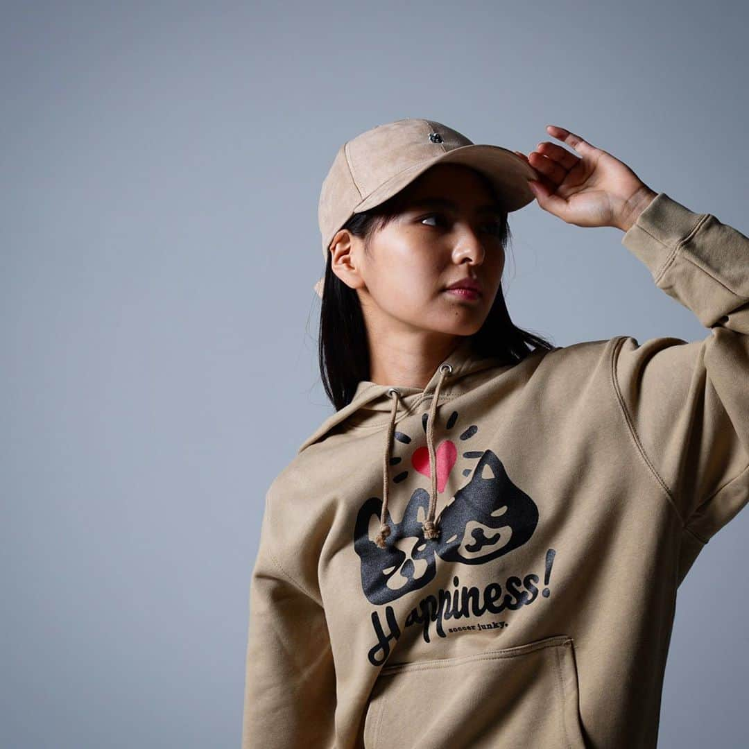 I_am_soccerjunkyさんのインスタグラム写真 - (I_am_soccerjunkyInstagram)「Suede cap 🧢  animal charity parker 👚 . . #神奈川動物愛護センター　 #チャリティパーカー #claudiopandiani #dog #🐕 #イッヌ  #selenagashley #cat #🐈 #ネッコ  #山口厚子」11月2日 18時48分 - soccerjunky_official