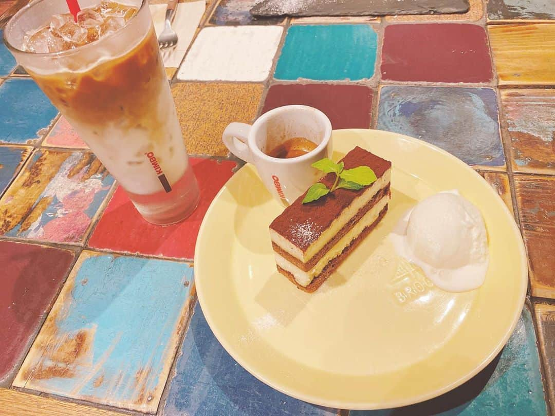 秋波愛さんのインスタグラム写真 - (秋波愛Instagram)「✿.* . . . ☕️THE BROOKLYN CAFE 金山店☕️ . ティラミスちゃん💭💓 . エスプレッソかけて食べるの ご飯も全部美味しかったなぁ🥰 . . . #thebrooklyncafe金山  #thebrooklyncafe #金山カフェ  #金山グルメ #カフェ巡り #金山  #ブルックリンカフェ金山  #ブルックリンカフェ #ティラミス」11月2日 18時55分 - akinamiai