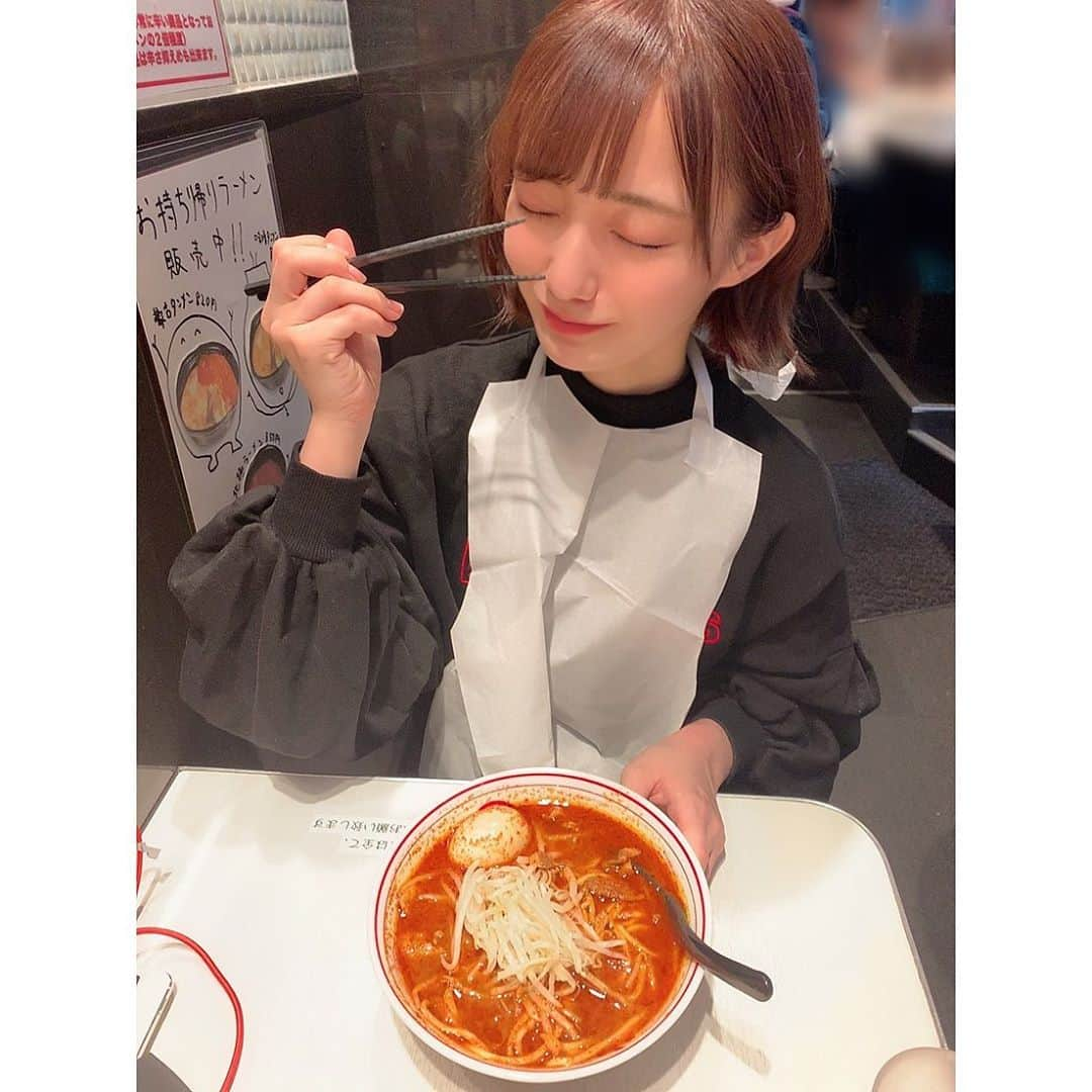 近藤真琴さんのインスタグラム写真 - (近藤真琴Instagram)「・ 初めて蒙古タンメン中本の北極ラーメン食べた😭🔥 ・ 辛いもの大好きなので念願だったから食べれて嬉しかったよぅ🐰💗 美味しかた👏🏻 ・ ・ #蒙古タンメン中本 #北極ラーメン  #激辛 #激辛グルメ  #オススメあったら教えてちょーだい #髪ぐちゃぐちゃなの気にしないでネ #dela #近藤真琴 #instagood」11月2日 19時26分 - onakasuitamakochan