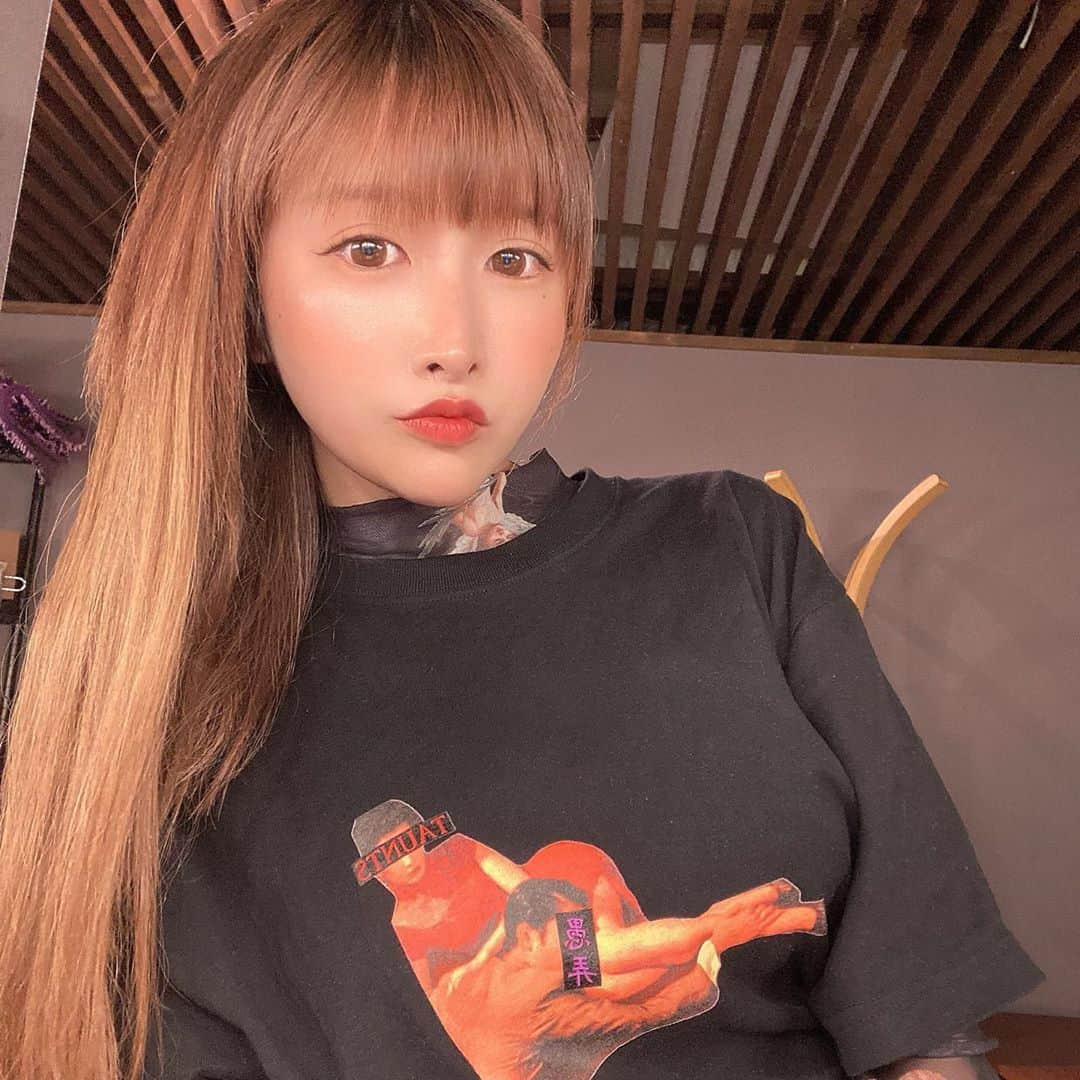 いとうさやかさんのインスタグラム写真 - (いとうさやかInstagram)「@guro_taunts  . . . . . . #Tシャツ#愚弄#愚弄taunts #ロンT#えもかわ#ぐろかわ#かわ#えも#プリ」11月2日 19時38分 - unpai_3