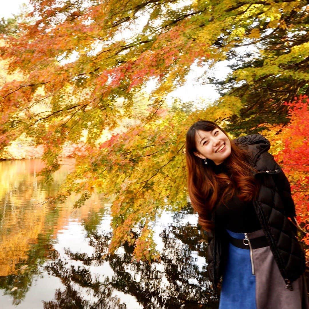 愛水せれ奈さんのインスタグラム写真 - (愛水せれ奈Instagram)「. #紅葉狩り  #紅葉  #雲場池  #軽井沢  #癒し  #マイナスイオンたっぷり」11月2日 20時00分 - airi.aaari.aimi