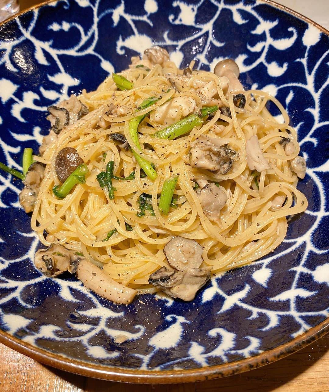 AriizumiEmaさんのインスタグラム写真 - (AriizumiEmaInstagram)「ちょっと食べ過ぎな週末(^_^;) 久しぶりにデザートも食べてしまいました♪ ・ #明日は休み #dinner#happy#食べることが幸せ」11月2日 20時13分 - ema_ariizumi