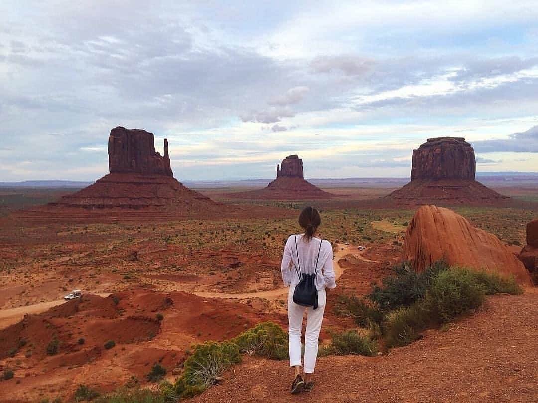 マチルダ・ルッツのインスタグラム：「The places that heal your soul.... there’s no such thing as a mistake, life is just pushing you to where you’re supposed to go.」