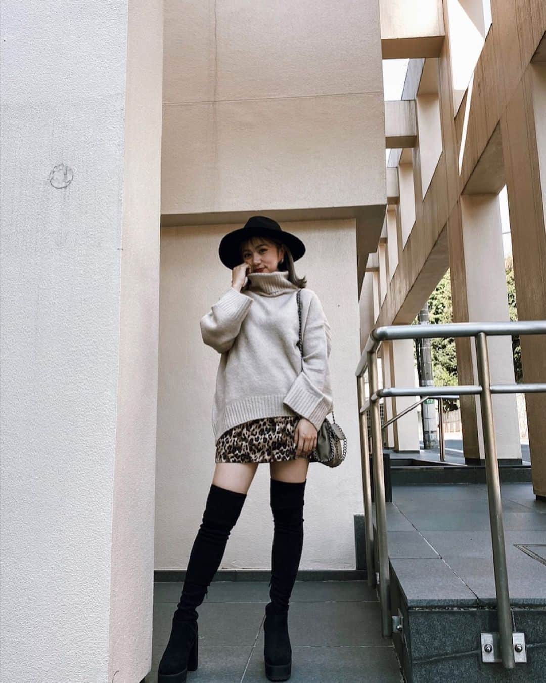 樽井みかさんのインスタグラム写真 - (樽井みかInstagram)「・ ・ GRL 3コーデ目★ ロングブーツがポイント  初めてロングブーツを購入してみたの巻！ すごく美脚効果バツグンでお気に入り🌟 珍しい感じのコーデどうですか？？ ・ ・ #fashion #ootd #snap #casualstyle #japan #GRL #本日のコーデ #コーデ」11月2日 21時03分 - miiica_home