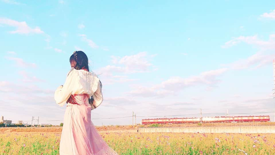 末永桜花さんのインスタグラム写真 - (末永桜花Instagram)「⸜🎀⸝‍﻿ ﻿ ・﻿ ・﻿ ﻿ メーテレ様にて放送される﻿ ドラマ名古屋行き最終列車〜三河線編〜﻿ 本日深夜０時15分から三夜連続で﻿ 放送されます！﻿ ﻿ 主演は鈴木福さん﻿ マドンナとして私が出演をさせて頂きます！！﻿ ﻿ 是非チェックしてくださいね☺︎﻿ ﻿ ・﻿ ・﻿ ﻿ #名鉄 #ドラマ #名古屋行き最終列車 #メーテレ」11月2日 21時27分 - ouka_ske0226