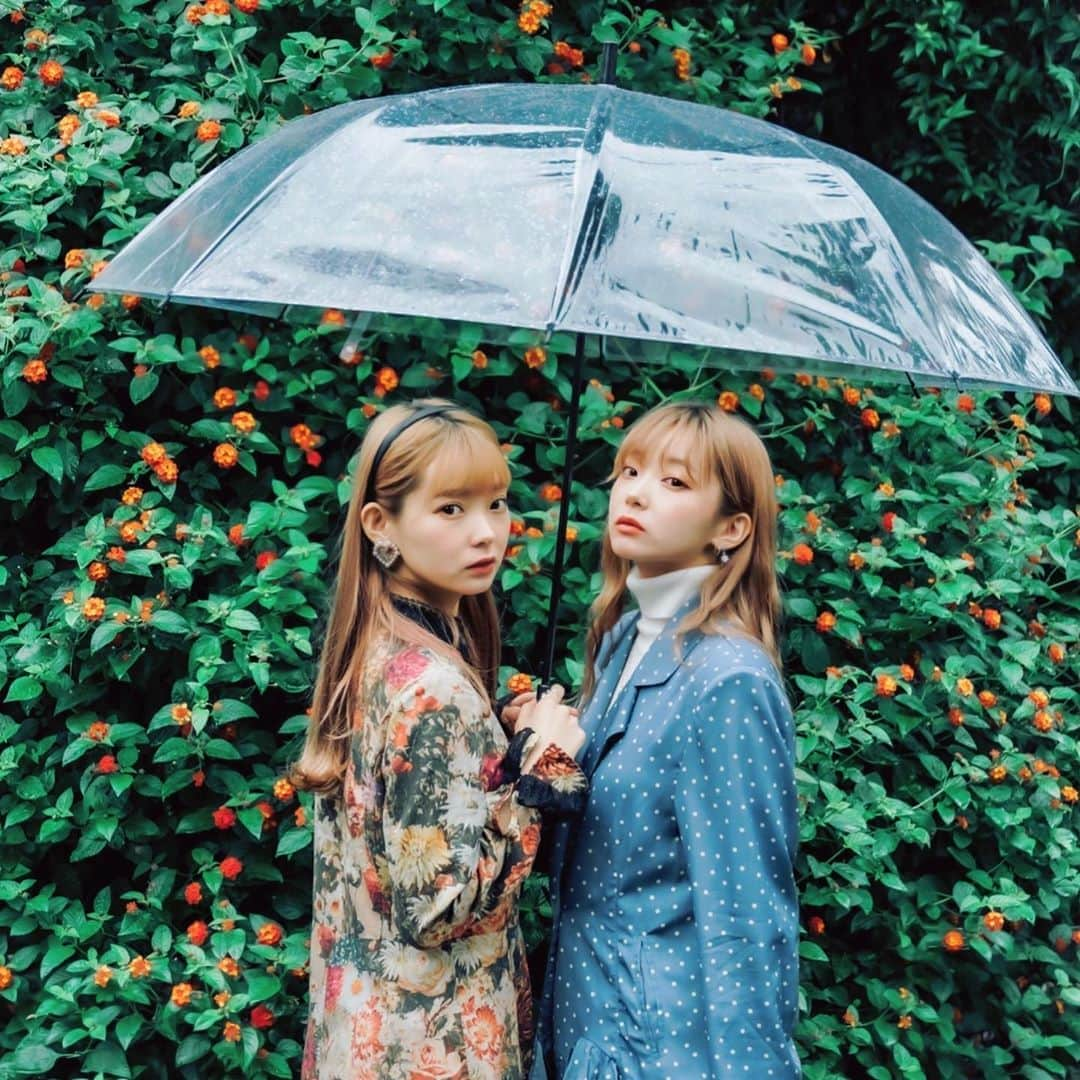 mimさんのインスタグラム写真 - (mimInstagram)「☔️👭  Photo by @shuntosato」11月2日 21時23分 - mim_11_11