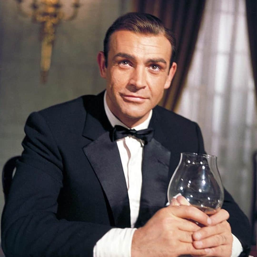 のインスタグラム：「Sir Sean Connery, the first actor to play James Bond and without a doubt one of the greatest to ever grace our screens.⠀ ⠀ #JamesBond #SeanConnery #007 #Bond #FlorisLondon」