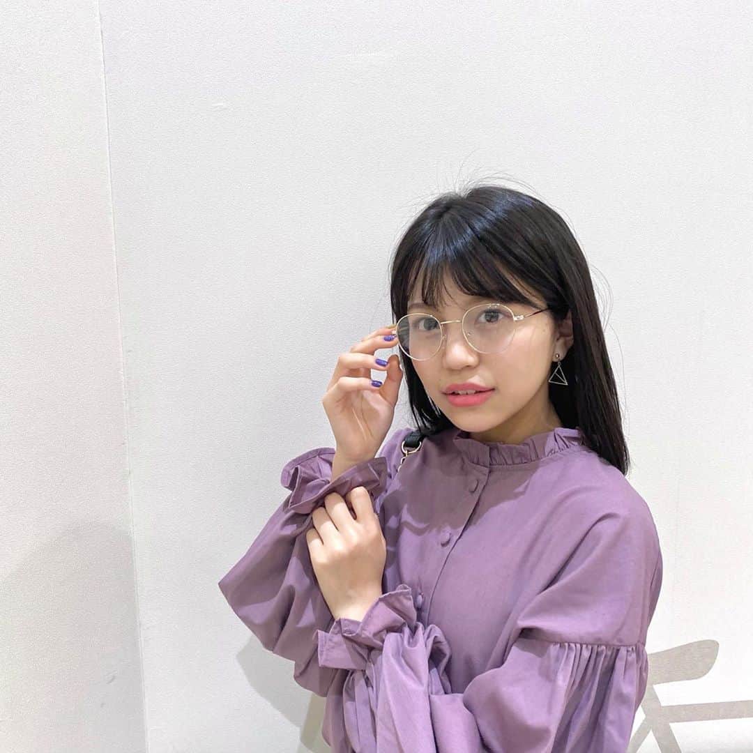北川花音のインスタグラム：「﻿ 🧐🧐﻿ ﻿ #サンキューマート　#メガネ　#北川花音　#ニコラ　#nicola」