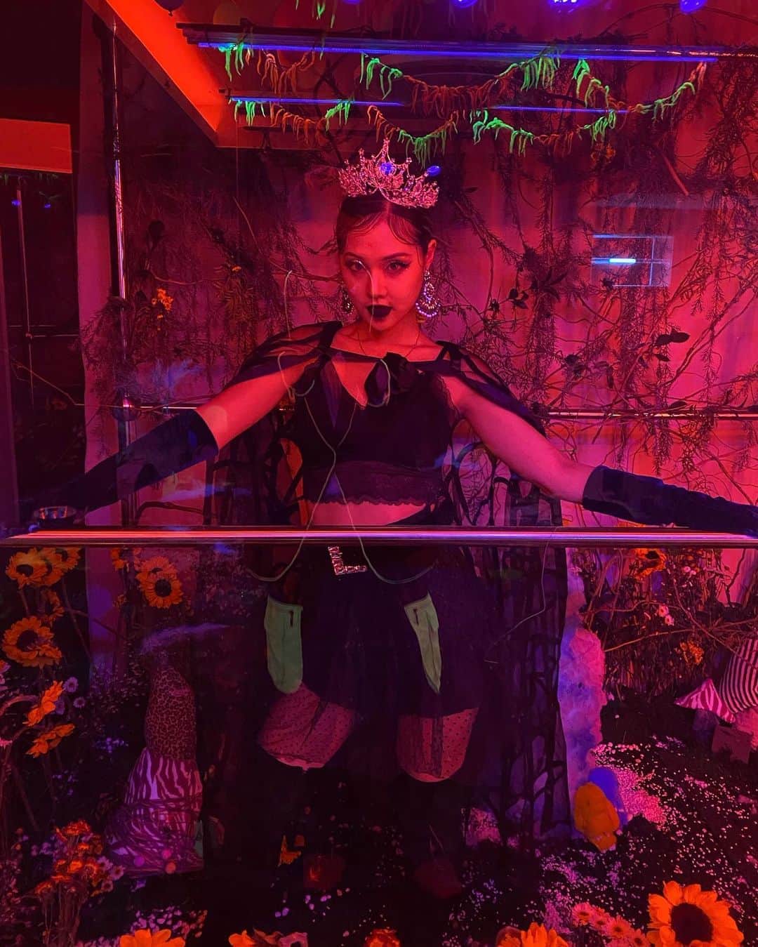 ハヤナ さんのインスタグラム写真 - (ハヤナ Instagram)「call me the spider queen 🕷🕷🕷」11月2日 21時48分 - iambebeyana