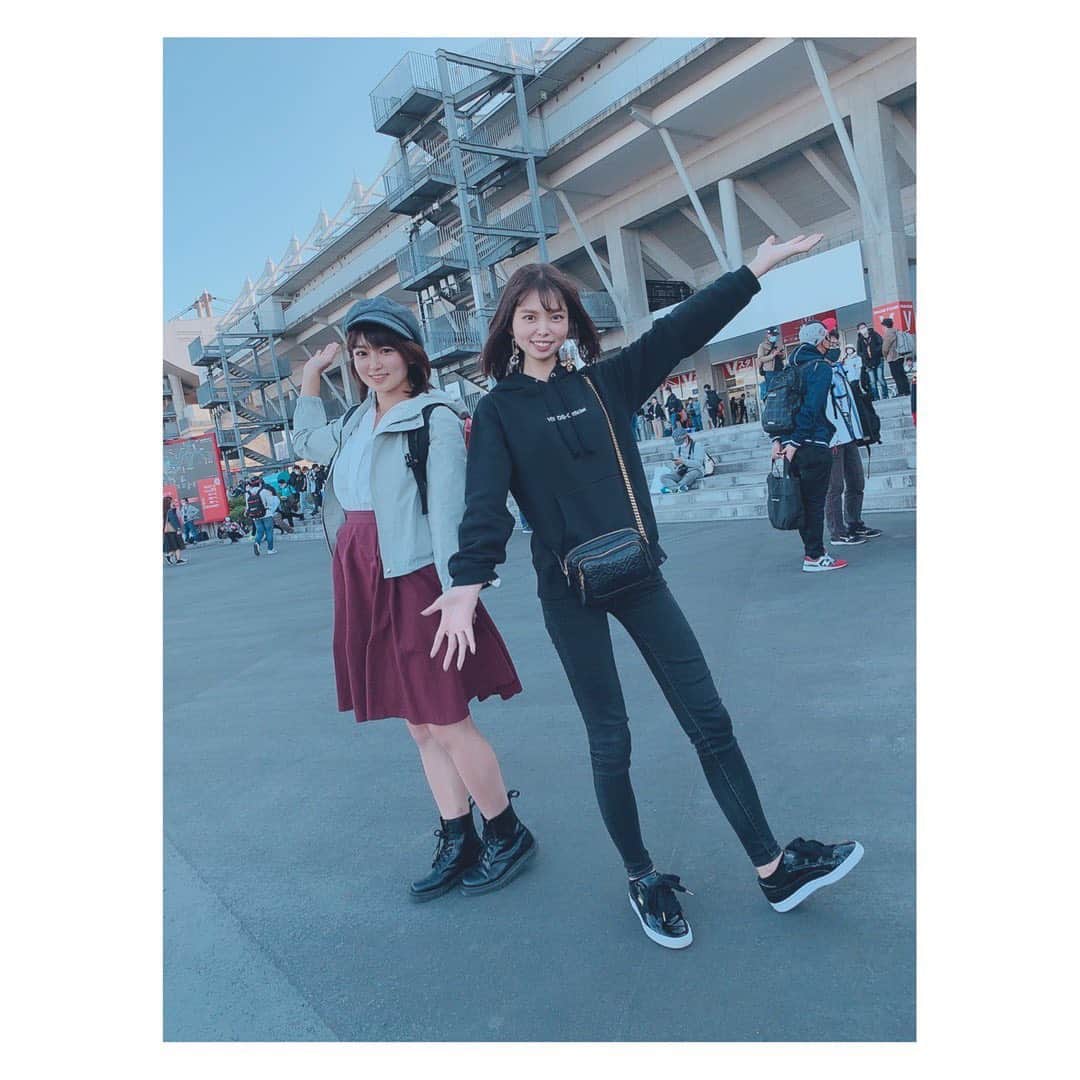 のインスタグラム：「明日も遊ぶ（笑） 頻度高め...ww  I will hang out with her also tommorrow. It is been a week...😍  #supergt #supergt2020  #suzukacircuit  #motorsport  #carracing」