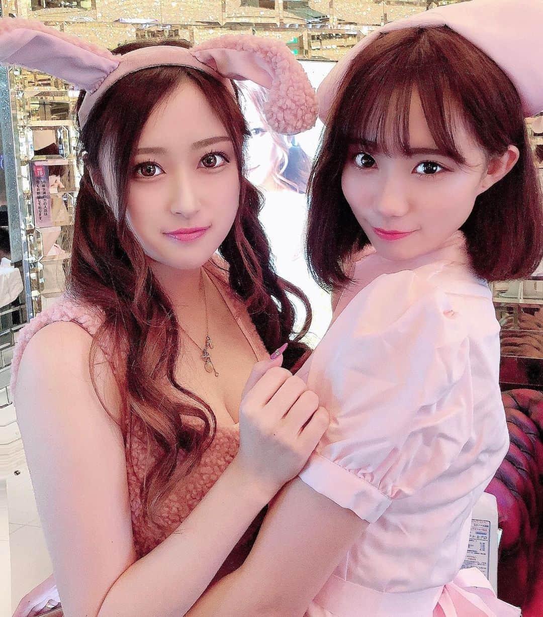 のインスタグラム：「・ 激レアツインテール(´・ω・｀) ・  #錦#錦3#錦3丁目 #キャバクラ#キャバ嬢#名古屋#栄#女子大#ホスト#歌舞伎町#新宿#ミナミ#北新地#祇園#中洲#すすきの#夜職#ナイツネット#サロンドゴールド#followｍe #f4f#followforfollowback #いいね返しは絶対 #いいねした人で気になった人フォロー #いいね返し #ハロウィンコスプレ #ハロウィン仮装 #ハロウィンイベント」