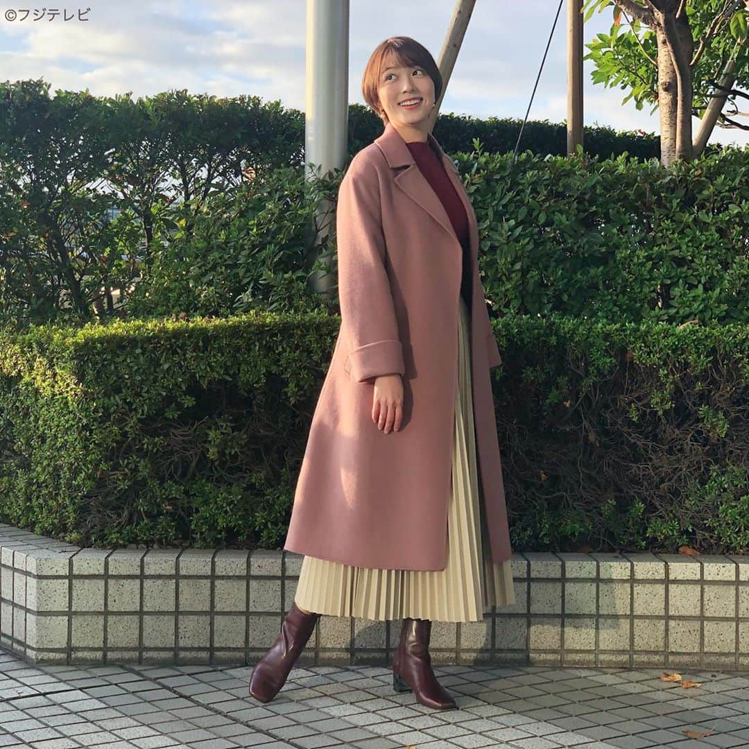 フジテレビ「めざましテレビ」さんのインスタグラム写真 - (フジテレビ「めざましテレビ」Instagram)「11月2日（月） ・ ファッション雑誌CanCamとコラボした お天気コーナー「きょう何着て行く？」 阿部華也子の毎日のコーデを紹介♪ ・ 【きょうのコーデ】 コート→#31sonsdemode ２万5000円 ニット→#MEWSREFINEDCLOTHES 3900円 スカートearthmusic&ecology 3990円 靴→#ダイアナ　２万3500円 ピアス→#AMERICANHOLIC 1490円 ・ 【コーデのポイント】 定番のプリーツスカートをフェイクレザー素材で新鮮にアップデート✨ リッチ感もプラスされて今っぽい上品な着こなしが完成します💁🏻‍♀️ こっくりボルドーのニットを合わせて秋ムードを楽しみましょう🍁 ・ #めざましテレビ #きょう何着て行く？ #阿部華也子 #今日のコーデ#コーデ #CanCam #今日のファッション#ootd #きょう何着て行く？は月〜金朝6時22分ごろ放送！」11月2日 21時56分 - mezamashi.tv