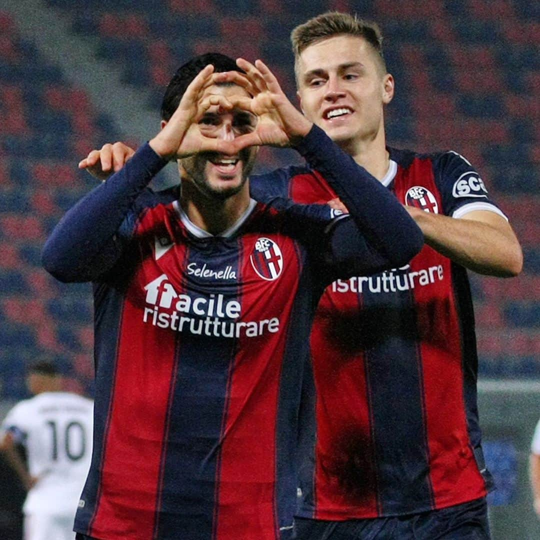 ボローニャFCさんのインスタグラム写真 - (ボローニャFCInstagram)「Iniziamo la settimana come Robby 😍  #MondayMotivation  #WeAreOne」11月2日 22時19分 - officialbolognafc