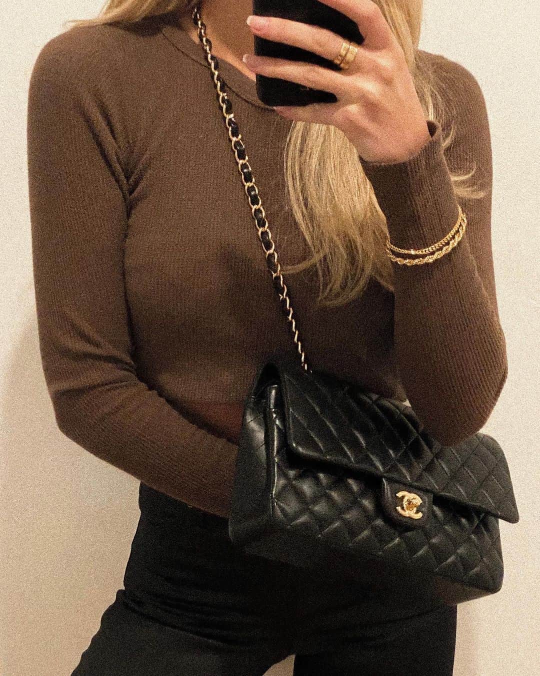 Lauren Elizabethさんのインスタグラム写真 - (Lauren ElizabethInstagram)「🐻🖤🧸🖤」11月3日 8時27分 - laurenelizabeth