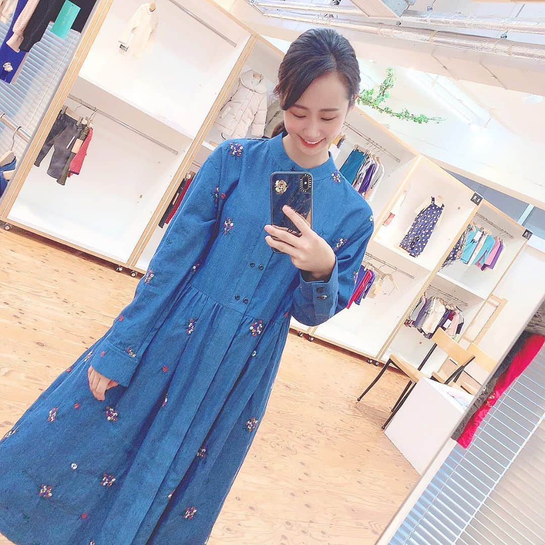 筒井萌子のインスタグラム：「* 秋🍁どこいったんだろ〜？ 紅葉狩りいきたいなぁ𓂃 𓈒𓏸❁⃘  ワンピース⇒ @superhakka_official  ・ #筒井萌子 #女優 #actress #モデル #model #岡山  #shooting #instagood #instalike #converse #撮影 #followme #instalike #ゴルフ #ゴルフ女子 #ゴルフコーデ #골프 #좋아요반사 #좋아요그램 #좋아요환영 #데일리그램 #패션 #오오티디 #카페 #リンパ浮腫」