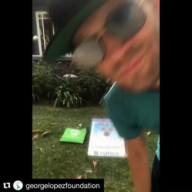 ジョン・ブラザートンのインスタグラム：「Honored to be a part @georgelopez Cheers and Blessings to you and yours! 💪❤️🤙 #Repost @georgelopezfoundation  ・・・ Nice!!! A little #mondaymotivation and thank you @johnbrotherton for helping us raise awareness about #KidneyHealth Let’s see your #GLFTrickshot and help us support kidney patients in need visit: glftrickshotnatera.com join @georgelopez @nateranephrology @georgelopezfoundation and take part in the #GLFTrickshot challenge. Record your best golf-style trick shot then challenge a friend to do it next. To learn more about #KidneyHealth and donate to kidney patients in need visit: glftrickshotnatera.com 💚💙💚💙 #raiseawareness #kidneydisease #georgelopezfoundation #georgelopez #givingback」