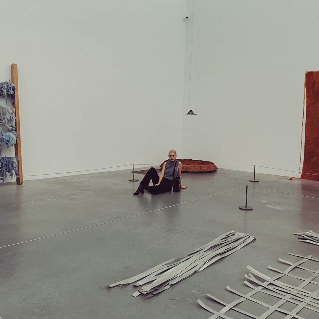 リアンヌさんのインスタグラム写真 - (リアンヌInstagram)「I’m so glad I finally managed to visit Tate Modern before 2nd Lockdown. With my Tokyo home girl @aahidaa」11月3日 0時43分 - cream_with_a_k