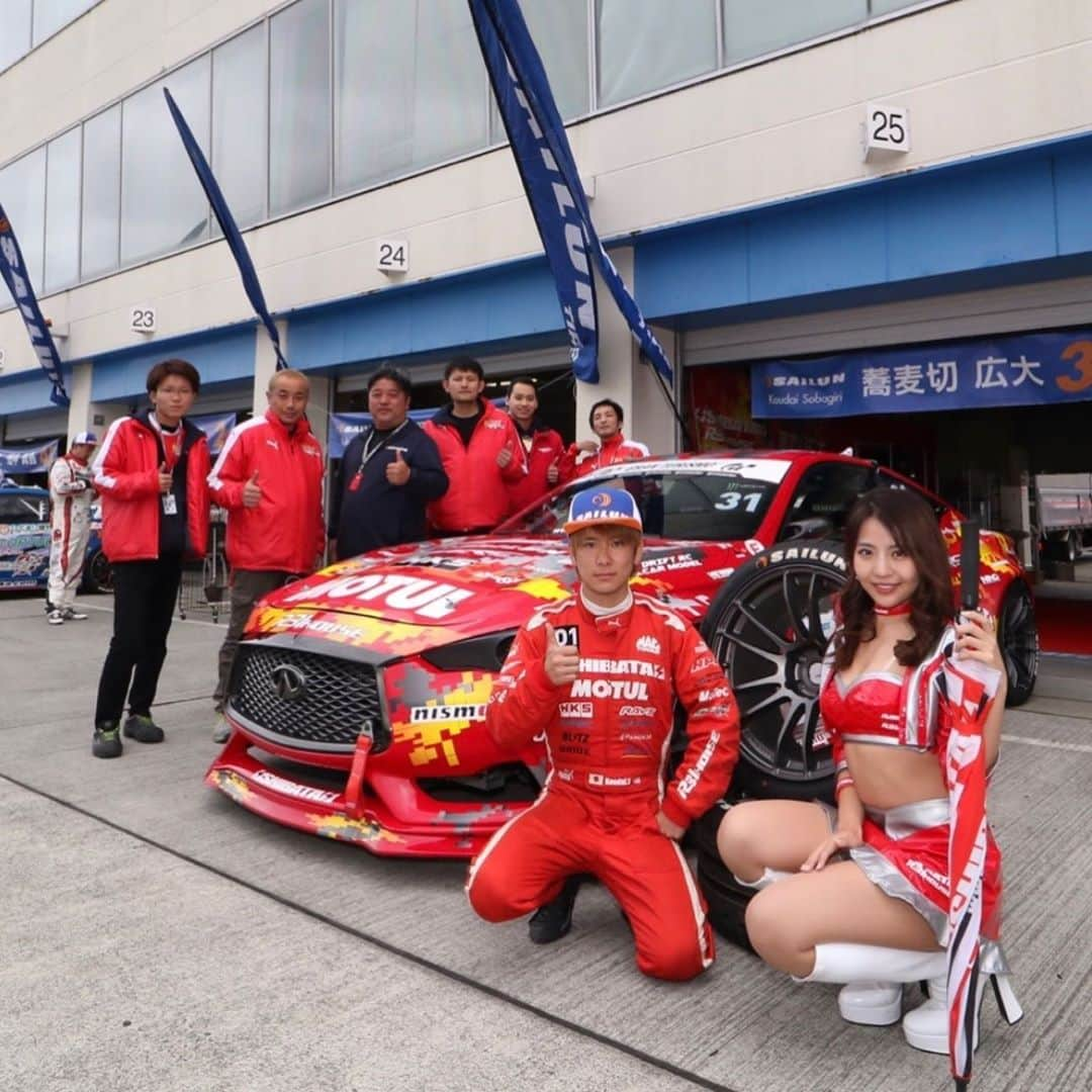 佐々木萌香さんのインスタグラム写真 - (佐々木萌香Instagram)「D1GP Rd4,5 AUTOPOLIS TEAM SHIBATA SAILUN TIRE への応援ありがとうございました📣💞💞 チームがもっともっと好きになりました。応援させてもらえて幸せです。 #D1GP #ドリフト #D1 #SHIBATA #SAILUN #nissan #r31house #infinity #motul #蕎麦切広大  選手#autopolis #熊本 #大分 #サーキット #車 #車好きな人と繋がりたい #レースクイーン #racequeen #RQ #hks #aion #nismo #skyline #oguraracingclutch #nac #instagood #instapic #photography #photo_jpn」11月3日 1時15分 - moeka_sasaki