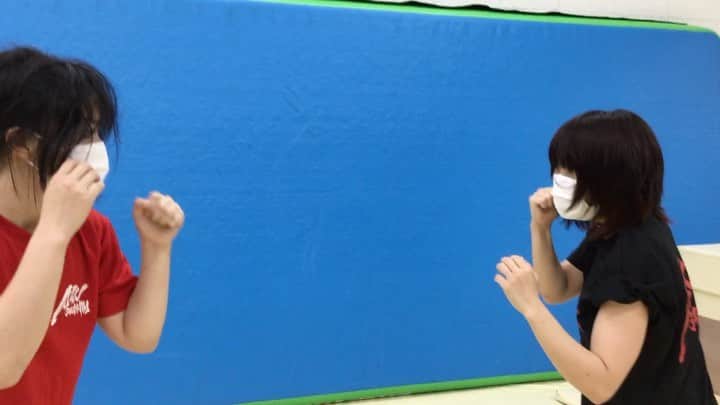 中島翔子のインスタグラム：「スタントウーマンの石川さんと。」